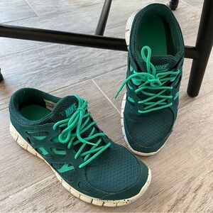 Nike Free Run+ 2 EXT Sneakers Dark Atomic Teal - men’s 10.5 - EUC